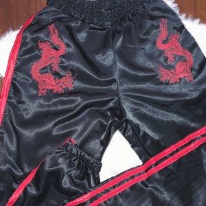 silky dragon jogger